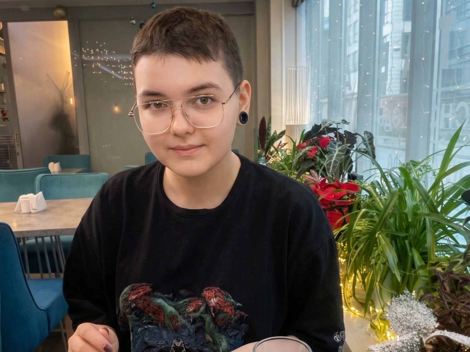 Алине всего 21 и ей нужна помощь в лечении рака крови