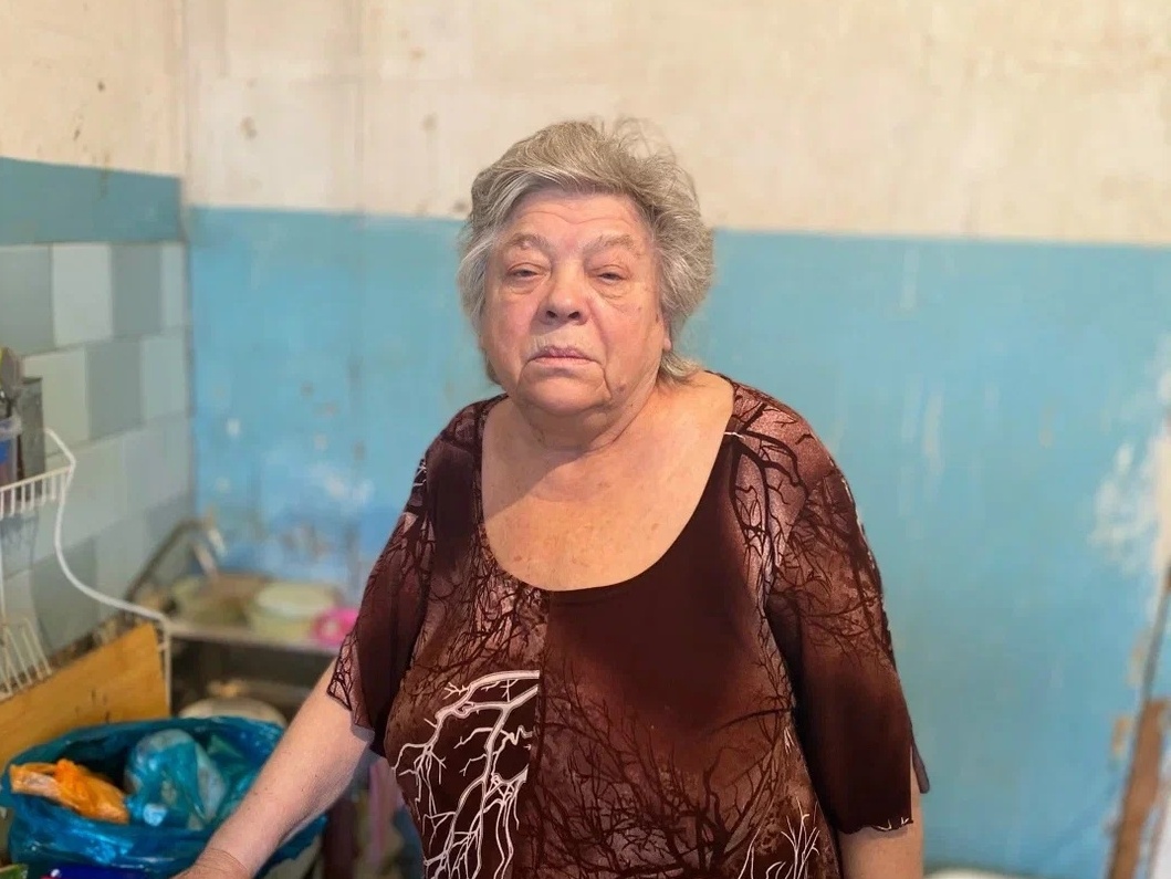Продуктовые наборы нуждающимся пожилым людям