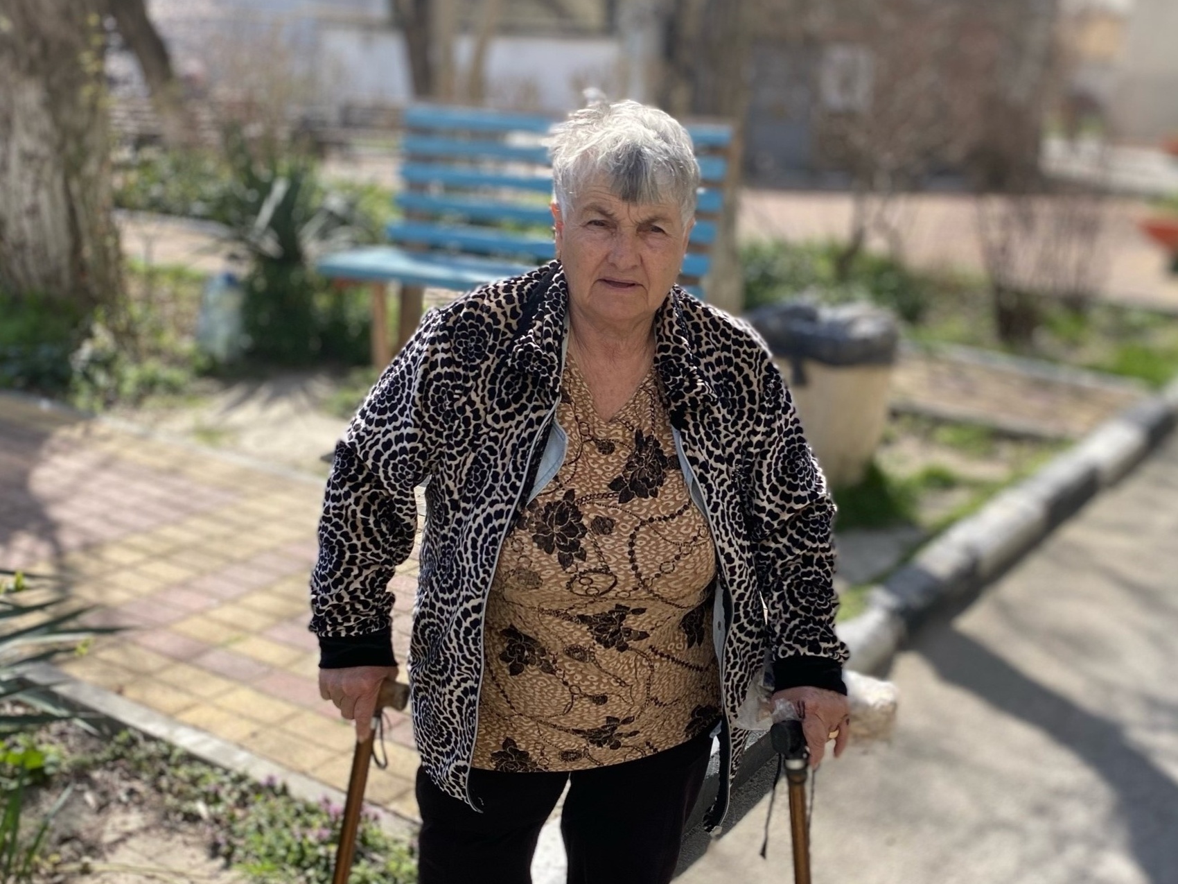 Поддержим нуждающихся пожилых людей комплексными обедами из социальной столовой!