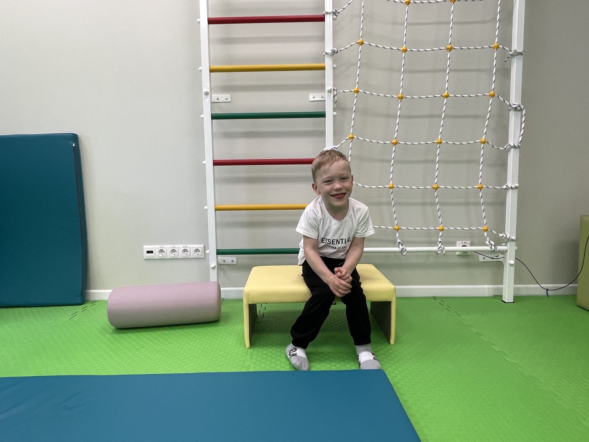 Vanya has cerebral palsy, he needs physical therapy courses and massage sessions!