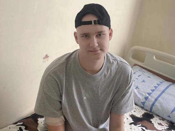 Андрей борется с лимфомой Ходжкина и нуждается в специальном лекарстве для победы над болезнью