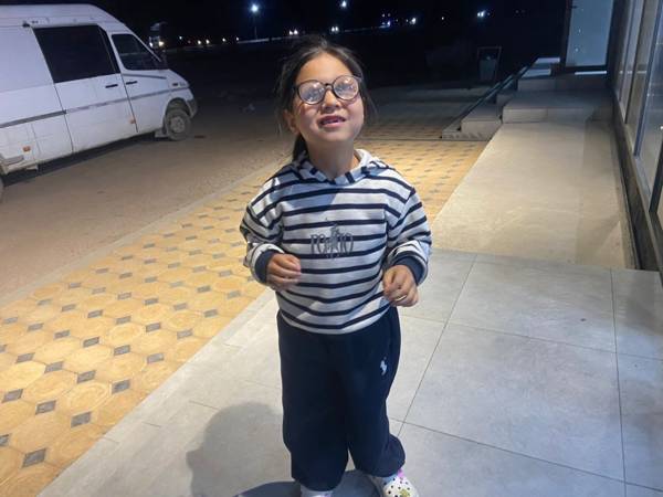 Sumaya has retinopathy and needs surgery