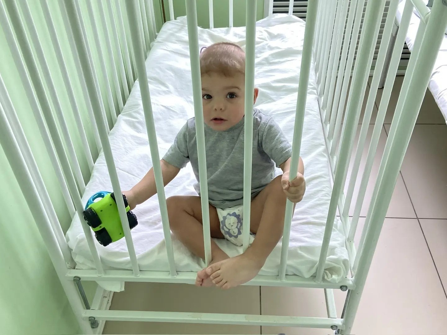 Bogdan from the orphanage needs the care of nannies for the entire duration of treatment!