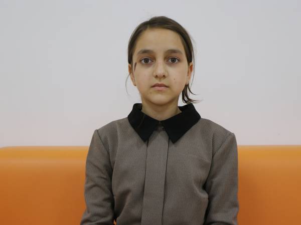 Самире нужна операция, чтобы избавиться от невуса