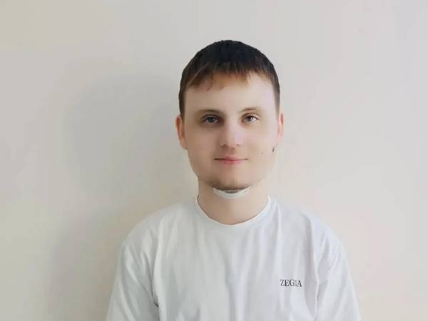 Александру с умственной отсталостью и поражением ЦНС  необходима реабилитация.