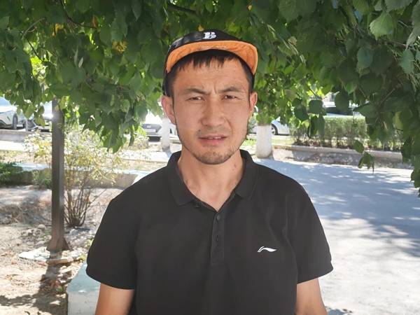 Zhumabek has a congenital heart defect and needs an expensive medication!