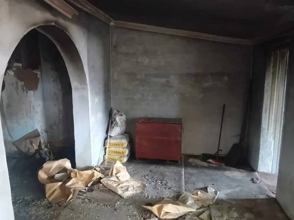 Семье погорельцев Халилулаевых нужна помощь в  восстановлении жилья!