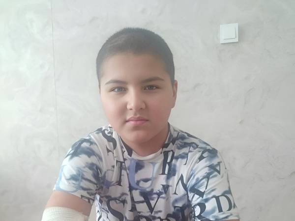 У Савашджона онкология, ему требуется лечение!
