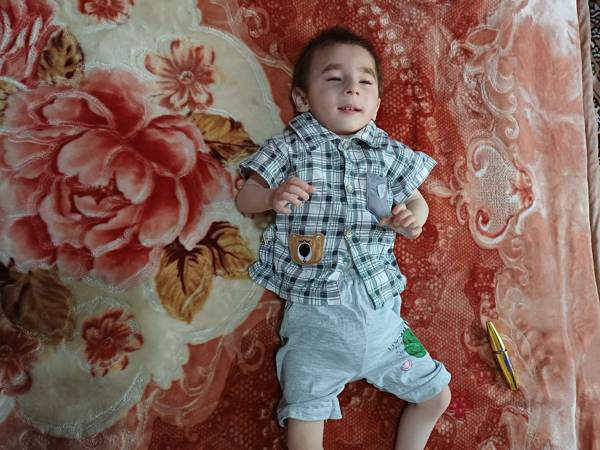 Khusan with stage 5 retinopathy needs treatment!