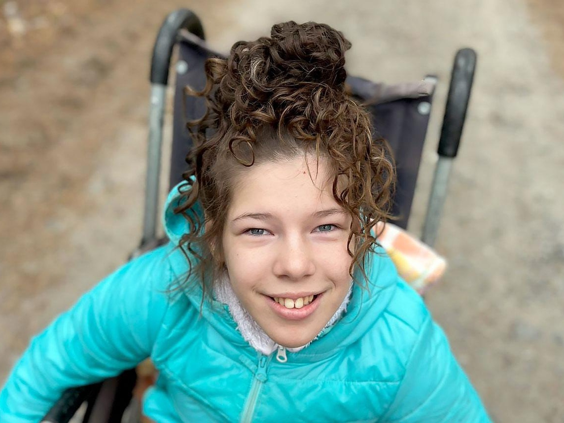 The family of a girl with cerebral palsy needs to buy a washing machine!