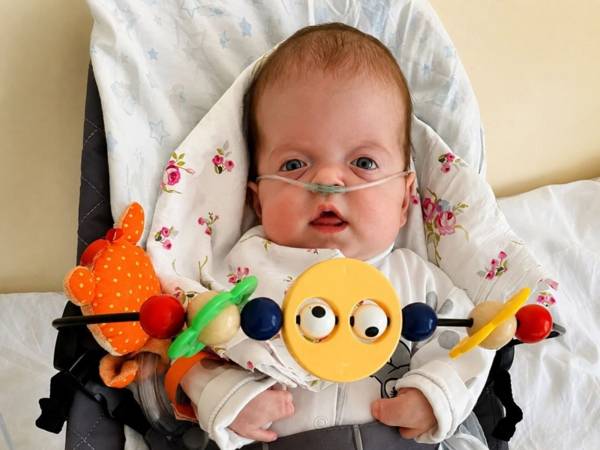 Polina from the children's home needs a complex surgery to correct the shape of her skull!