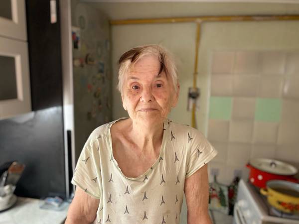 Help purchase groceries for preparing hot meals for lonely elderly people!
