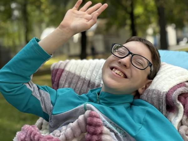 Детям-сиротам нужна помощь в восстановлении после операций!