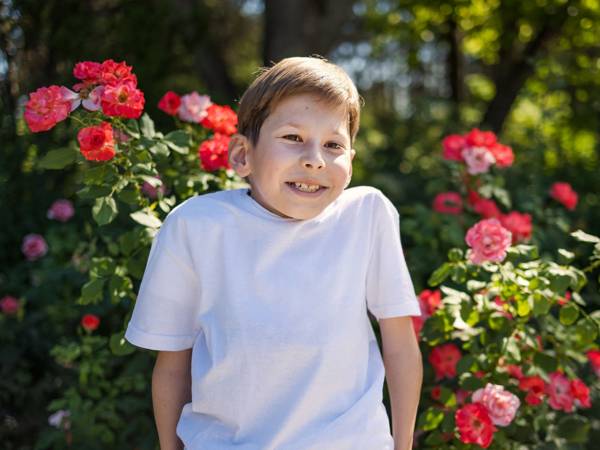 Arthur has scoliosis due to Ehlers-Danlos syndrome. He needs surgery