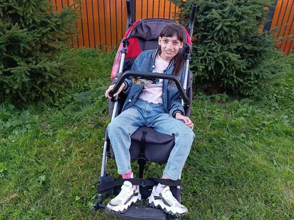 Детям-инвалидам требуются специальные лекарства!