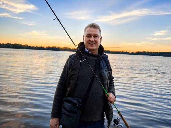 У Дмитрия рак крови, ему нужно лекарство