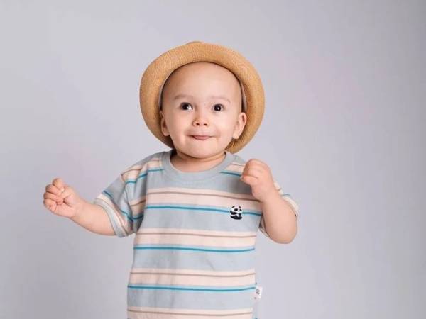 Mukhammad has cancer and needs chemotherapy!