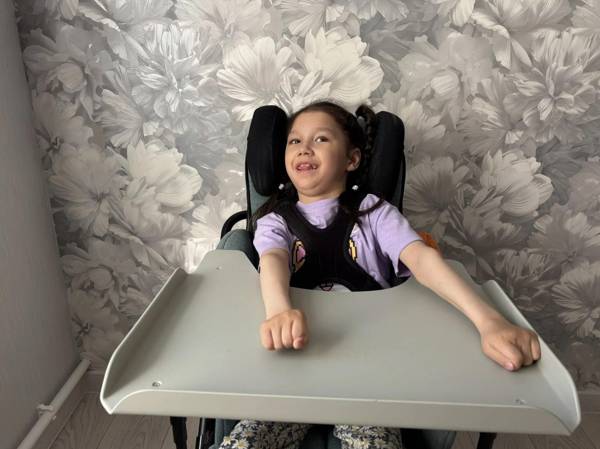 Arina and other seriously ill children need consultations with an orthopedist!