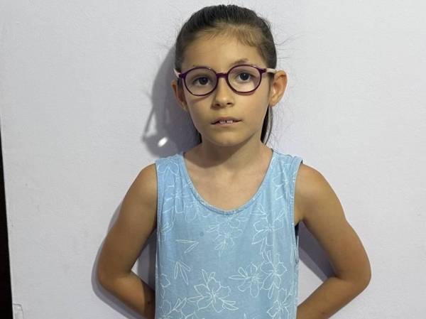У Айши общее недоразвитие речи и сенсорно-моторная алалия. Ей необходима реабилитация!