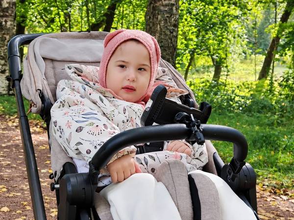 Lunalina, who has cerebral palsy, needs special nutrition to recover after intensive treatment!