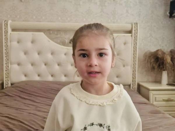 Поможем Айле с расстройством экспрессивной речи заговорить!