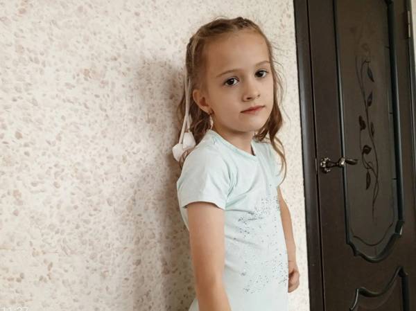 Safie, who has psychological and speech development disorders, needs a rehabilitation course
