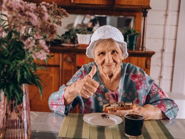 Food, hygiene products, and medicines for residents of the hospice