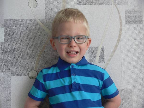 Andryusha urgently needs a genetic analysis in order to start the correct treatment!