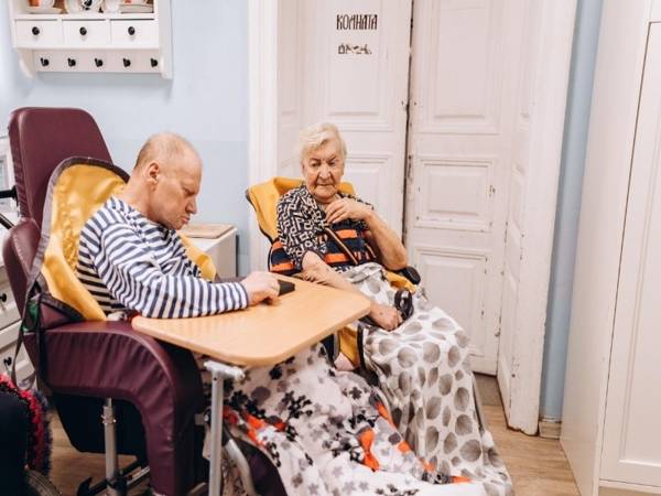 Please help pay for gas for the residents of the House of Mercy
