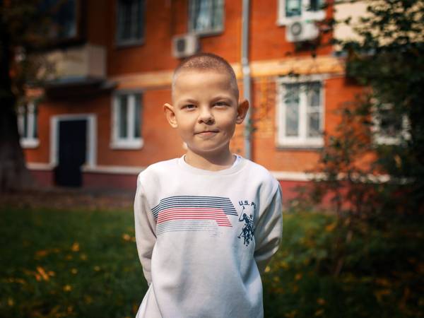 To grow, Kirill needs intravenous nutrition.