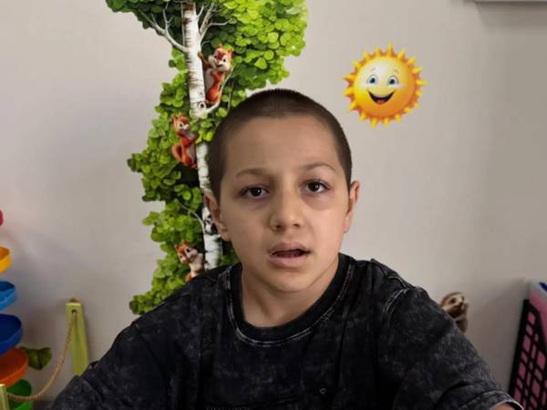 Anvar has autism! To overcome his developmental delay, the boy needs to undergo an intensive course of therapy!