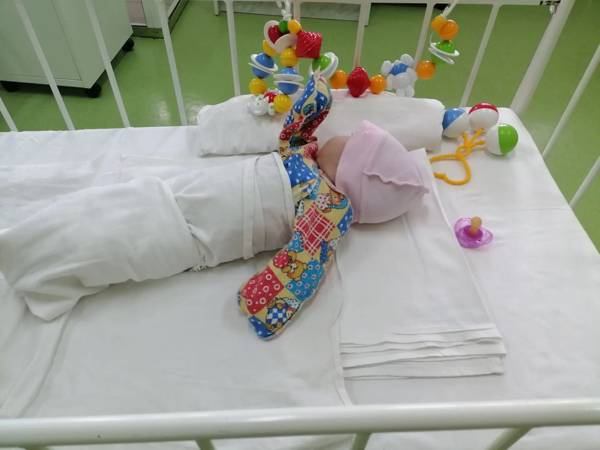 Children from orphanages need help from nannies during their treatment!