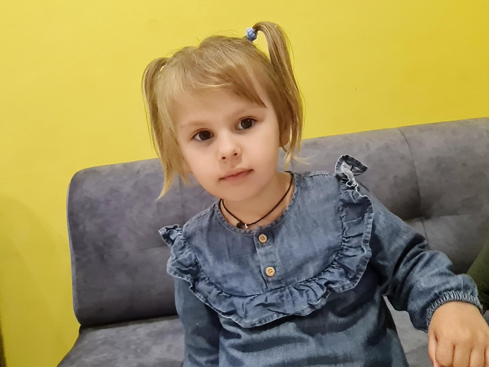 У маленькой Леры задержка психо-речевого развития, нужна комплексная реабилитация!
