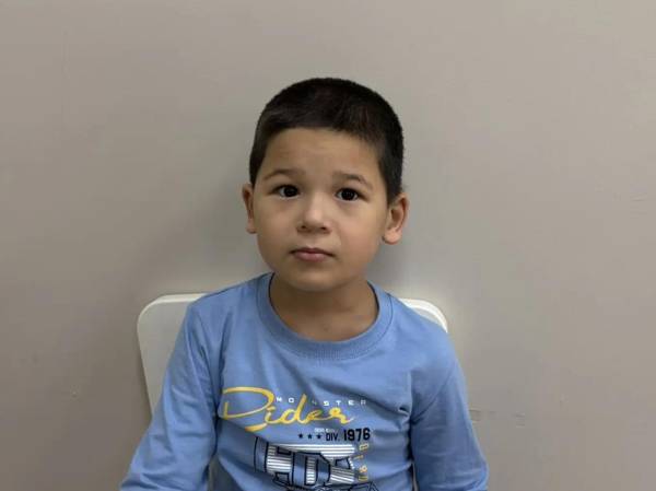 Daniyal has autism! To improve his communication skills, the boy needs to undergo an intensive course of training sessions!