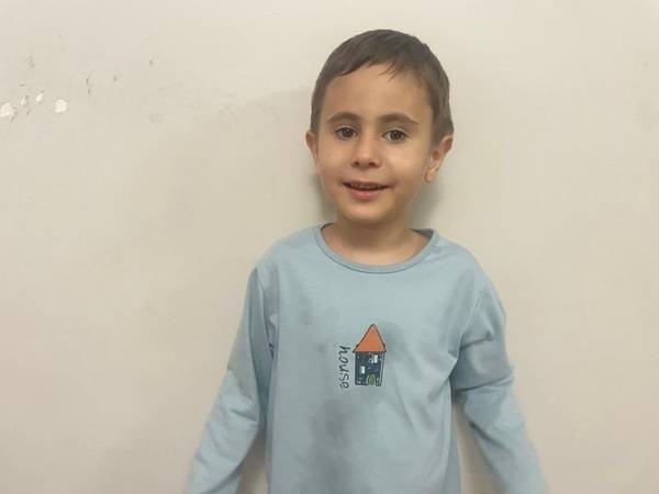 Khalid has a delay in psychoverbal development with autistic features. He needs rehabilitation!