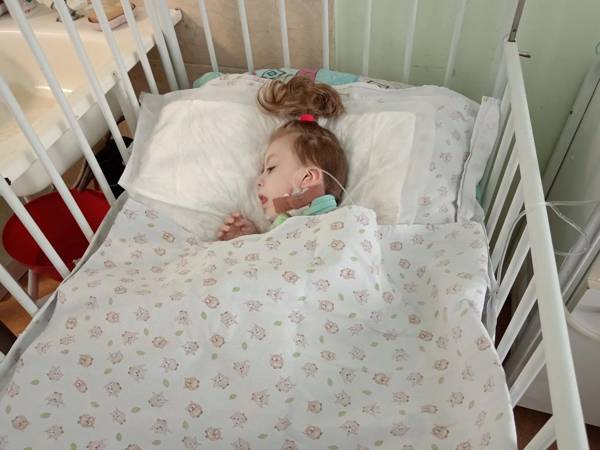 Arina needs a hospital nanny for the entire duration of her treatment!