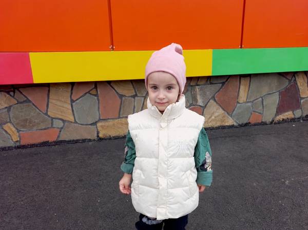 Let's help Rayana undergo a rehabilitation course