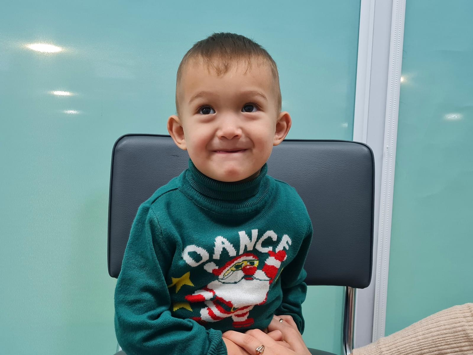 Little Damir has a developmental delay, the help of specialists is required!