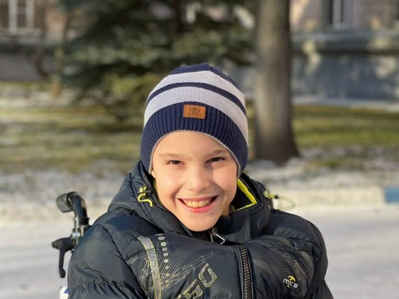 Vitya and 11 other children have no family, help them find one!