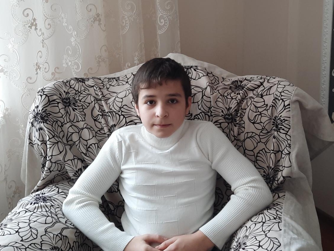 Абдулла нуждается в вертикализаторе, чтобы развиваться правильно