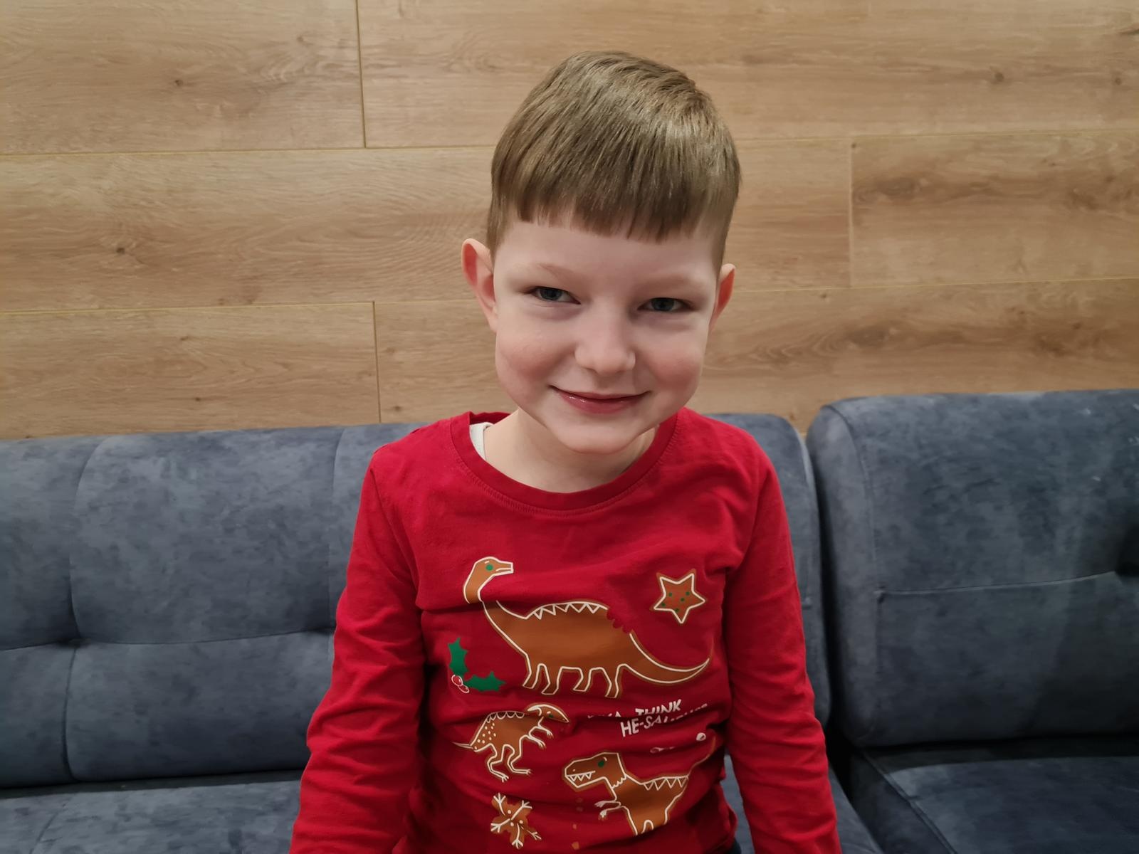 Daniyar has a highly functional form of autism, the help of specialists is required!