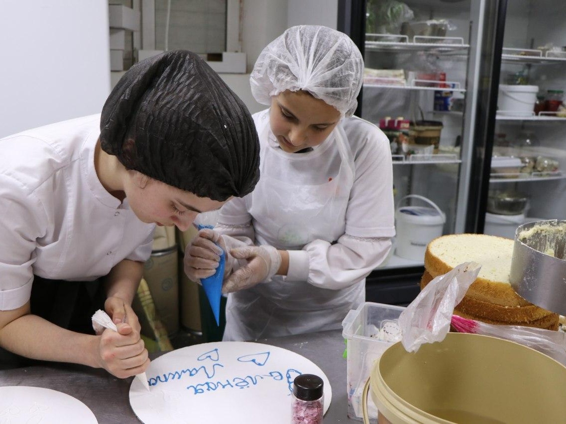 Необходима помощь в организации кулинарного курса для девочек из числа подопечных Фонда!
