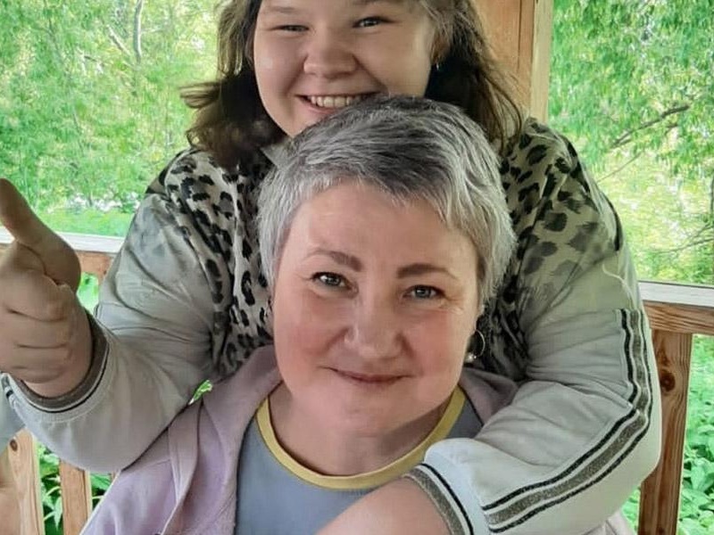 Эльвире нужна пересадка костного мозга, чтобы победить анемию и вернуться к детям