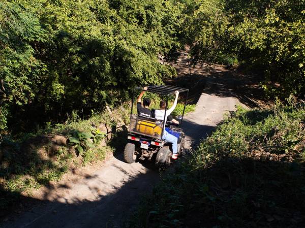 The clinic in Nicaragua needs an ambulance car!