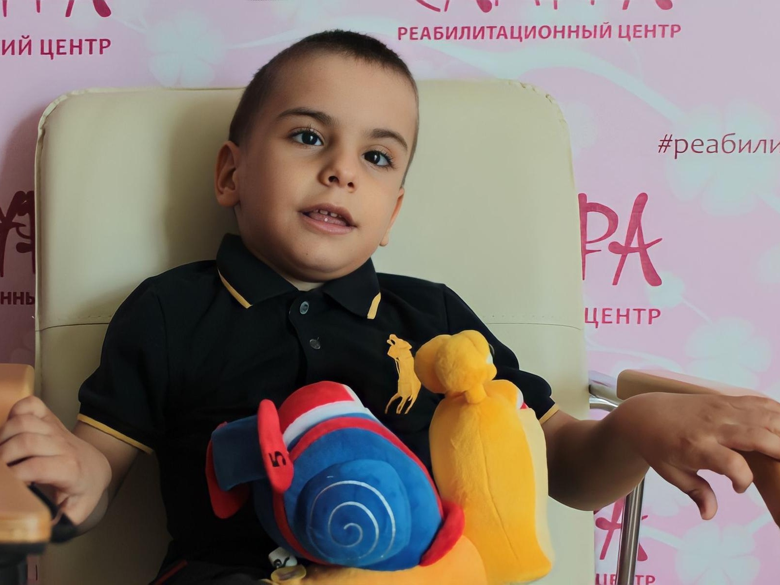 Мухаммаду нужно пройти реабилитацию, чтобы начать ходить