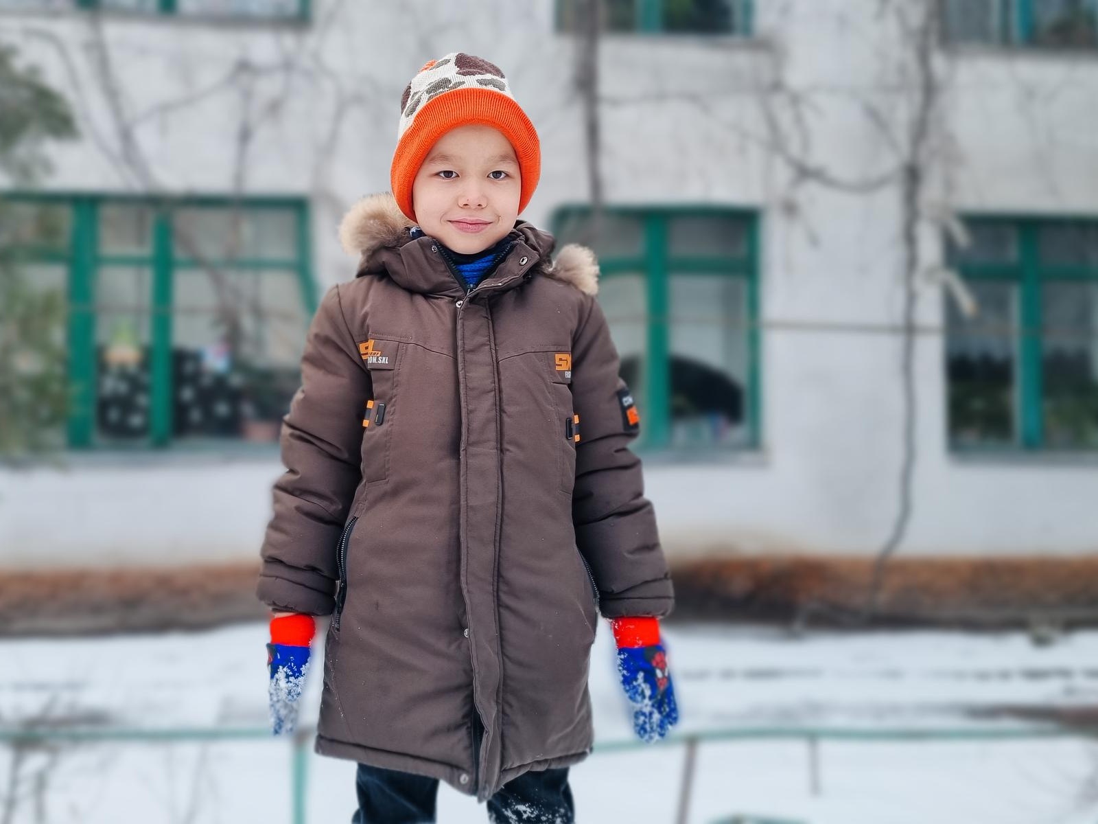 У Жаныбека ДЦП и ЗПРР. Ему нужна финансовая помощь, чтобы приобрести авиабилеты и попасть на лечение
