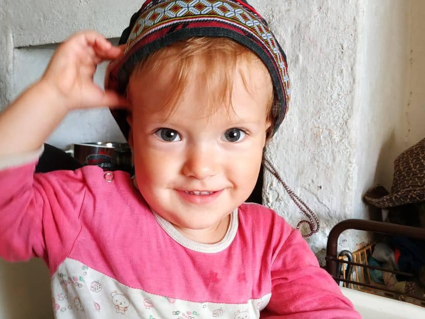 У Богдана спина бифида. Ему требуется гипсование, чтобы  исправить врождённое косолапие