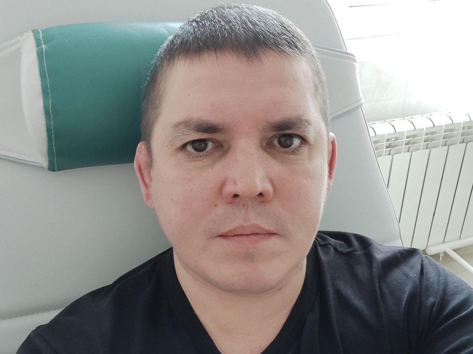 У Дмитрия рак крови. Ему нужна пересадка костного мозга, чтобы справиться с болезнью