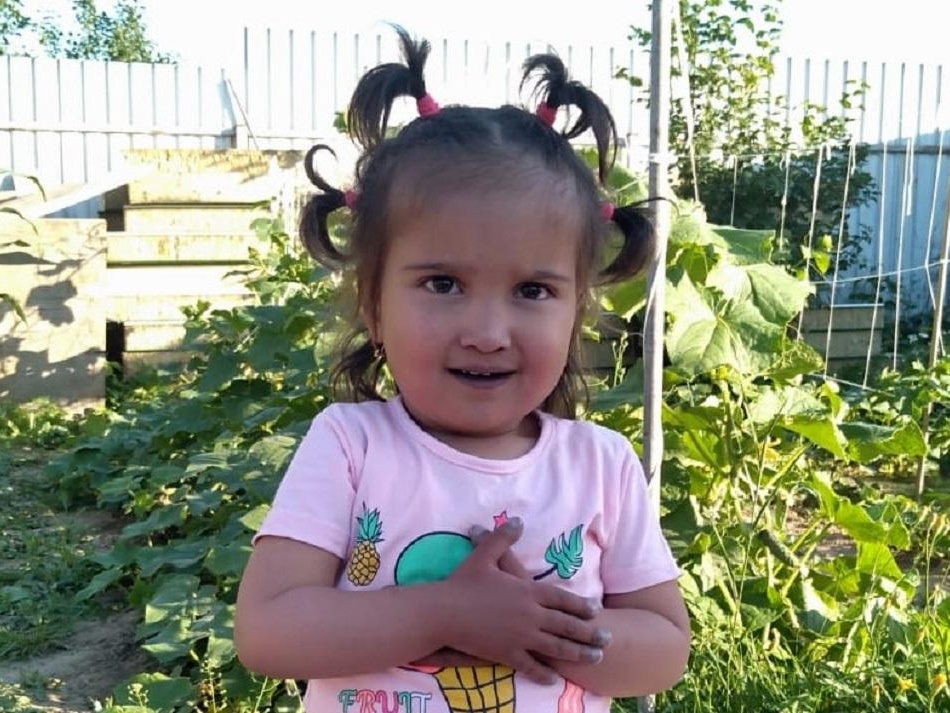 У малышки Нурбону врождённый порок сердца. Ей нужна операция