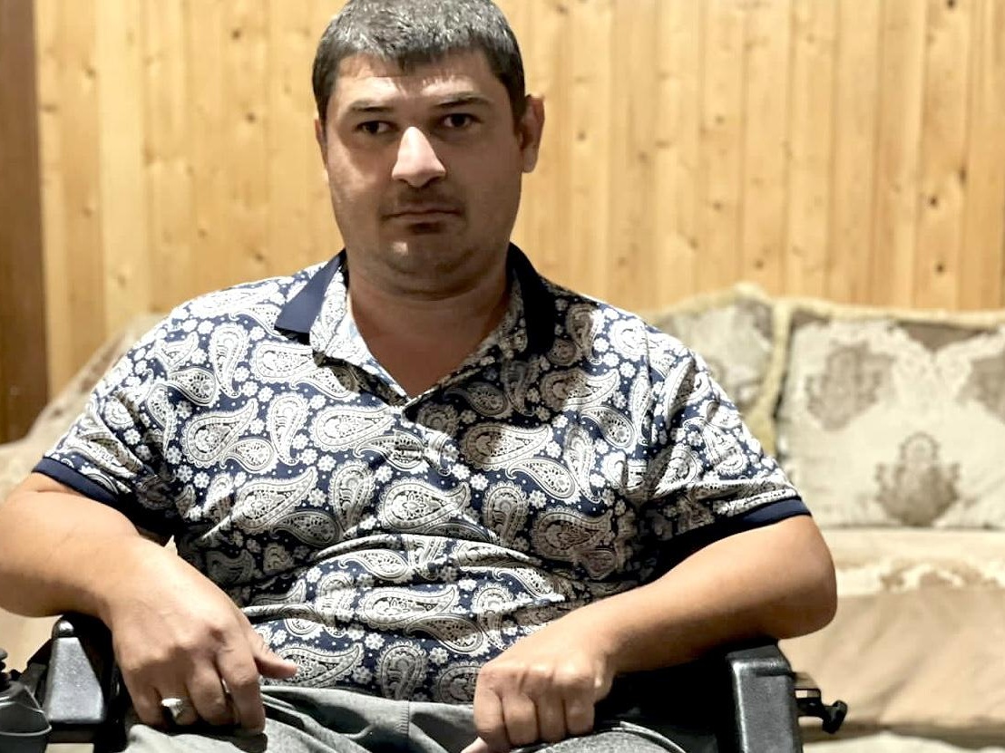 У Амерхана ДЦП, ему необходимо пройти курс реабилитации!